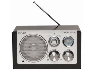 AM/FM radio in smart design TR-61BLACK