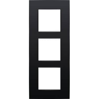 Triple plaque de recouvrement de 60 mm d'entraxe verticalement Niko Intense matt black 