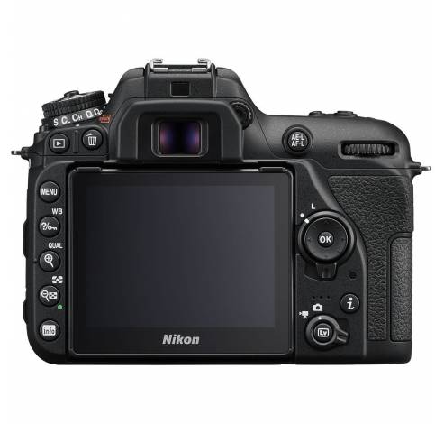D7500 + AF-S DX Nikkor 16-80mm F/2.8-4 E ED VR  Nikon