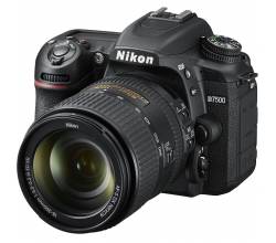 D7500 Zwart + AF-S DX Nikkor 18-300 VR Nikon