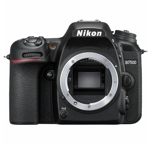 D7500 + AF-S DX 18-200mm F/3.5-5.6 G ED VR II  Nikon