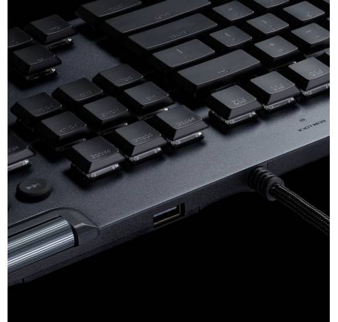 Logitech gaming keyboard g815 qwerty  Logitech