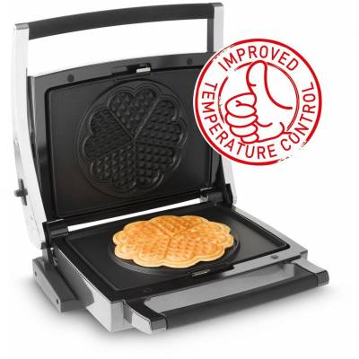 CW 2468 Combi Waffle Maker Heart shaped waffle 