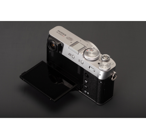 X100VI Silver  Fujifilm