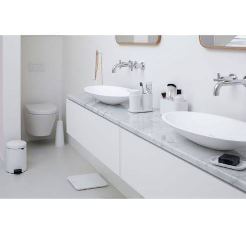 ReNew toiletaccessoires, set van 3 - toiletborstel met houder, toiletrolhouder en reserverolhouder White  Brabantia