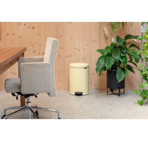 NewIcon poubelle à pédale 12 litres avec seau intérieur synthétique Mellow Yellow  Brabantia