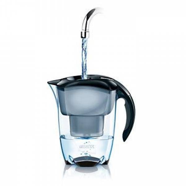 Fill & Enjoy Elemaris Cool Zwart Brita Fill & Enjoy Elemaris Cool Zwart Brita