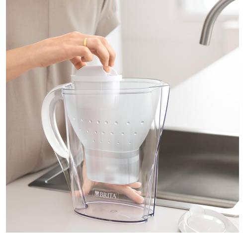 Fill and Enjoy Marella Cool 2,4L White + 2 Maxtra+ waterfilters  Brita