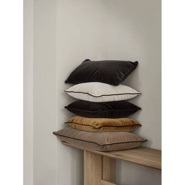 Cushion cover -VELVET- Colour Espresso 40 x 40 cm 