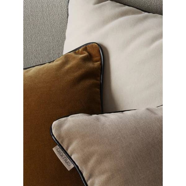 Cushion cover -VELVET- Colour Tan 40 x 40 cm 