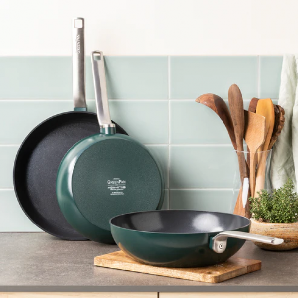 Evolution Wok 28cm Pine Green GreenPan Evolution Wok 28cm Pine Green GreenPan