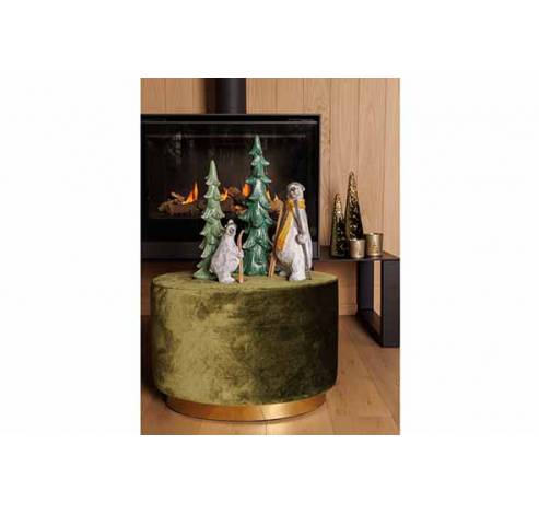 Arbre De Noël Elegant Vert Fonce 18x13xh 45,5cm Allonge Polyresine  Cosy @ Home