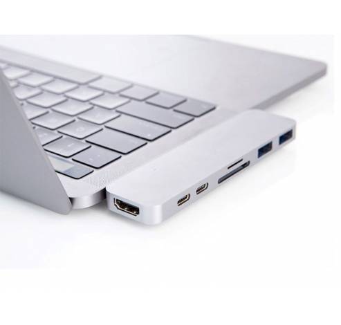 USB-C Adapter Thunderbolt 3 MacBook Pro Silver  Hyper