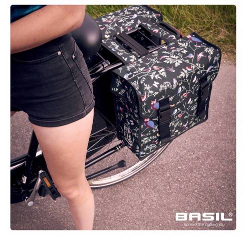 Fietstas dubbel Wanderlust zwart 35L  Basil