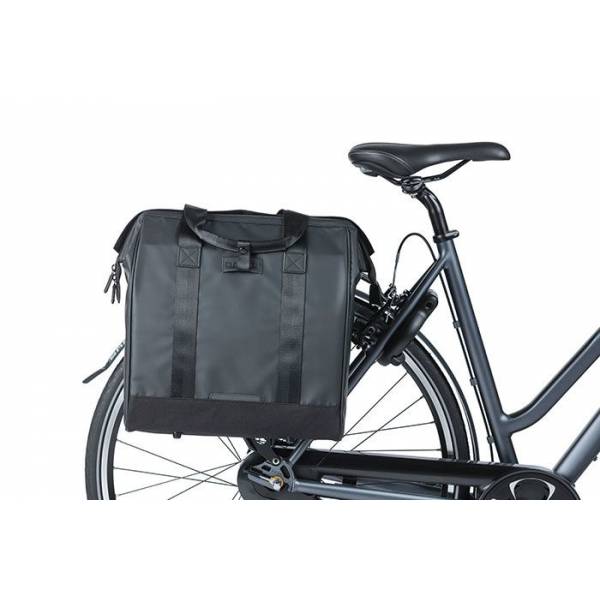 Basil Grand Tarpaulin - fietsshopper - 23 liter - zwart