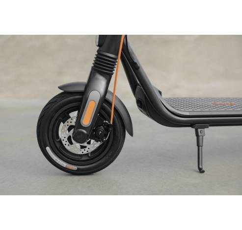 Kickscooter F2 Pro E Powered by Segway E-step - Actieradius 55km - Snelheid: 25km/h  Segway-Ninebot