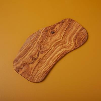 Serveerplank olive wood natural shape large	  Be Home
